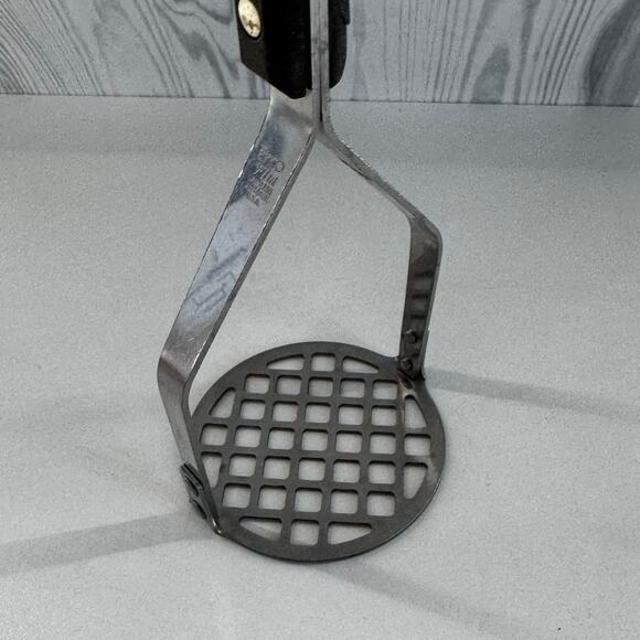 Vintage Ekco Potato Vegetable Food Masher Stainless Vanadium Composite Handle - Picture 2 of 6